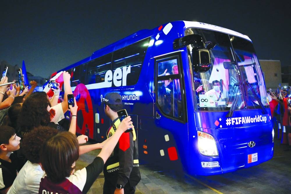 The bus transporting France's players arrives at their team hotel in Doha on November 16, 2022, ahead of the Qatar 2022 World Cup football tournament. (Photo by FRANCK FIFE / AFP)