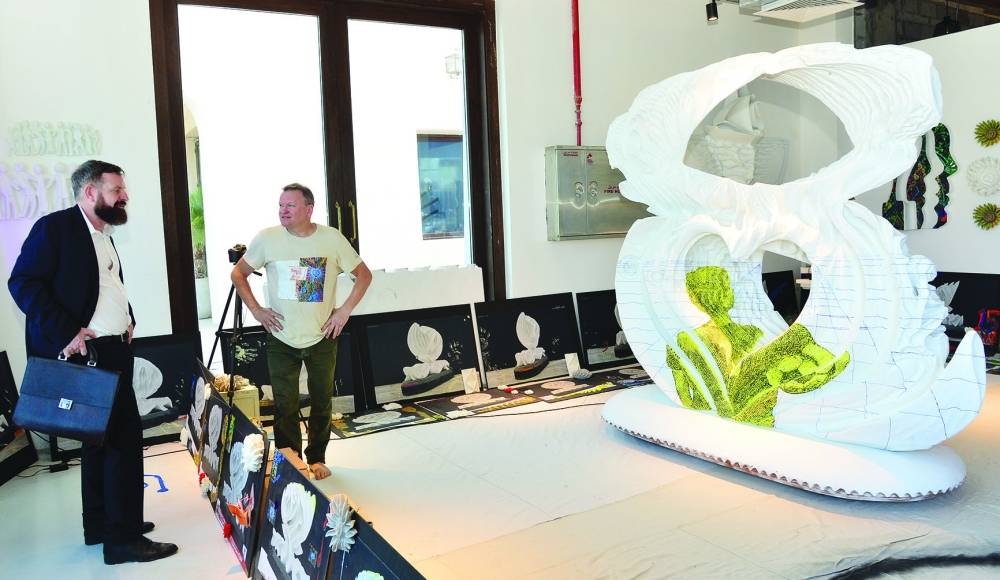 Swiss ambassador Edgar Doerig interacting with sculpture artist David Pflugi at the CSD yesterday. PICTURES: Shaji Kayamkula