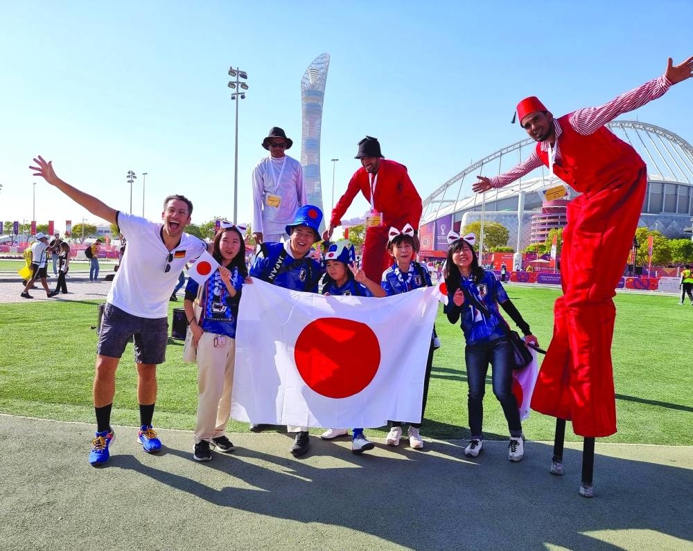 Both Japanese and German football fans spend time for video and picture-taking. PICTURES: Joey Aguilar