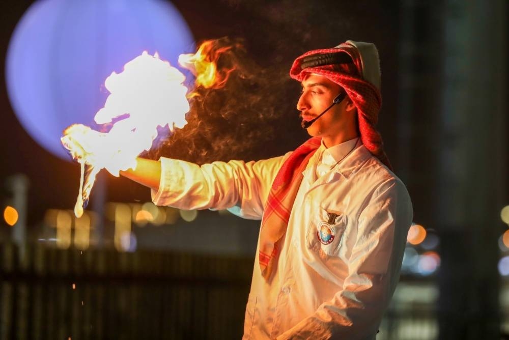 The Science Club presents interactive scientific experiments and presentations in Darb al-sai