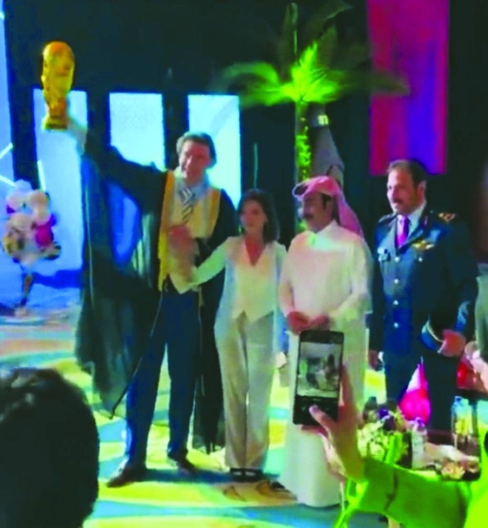 The Argentine ambassador to Turkey wearing the Qatari Bisht during the celebration of his country's victory in the FIFA World Cup Qatar 2022.