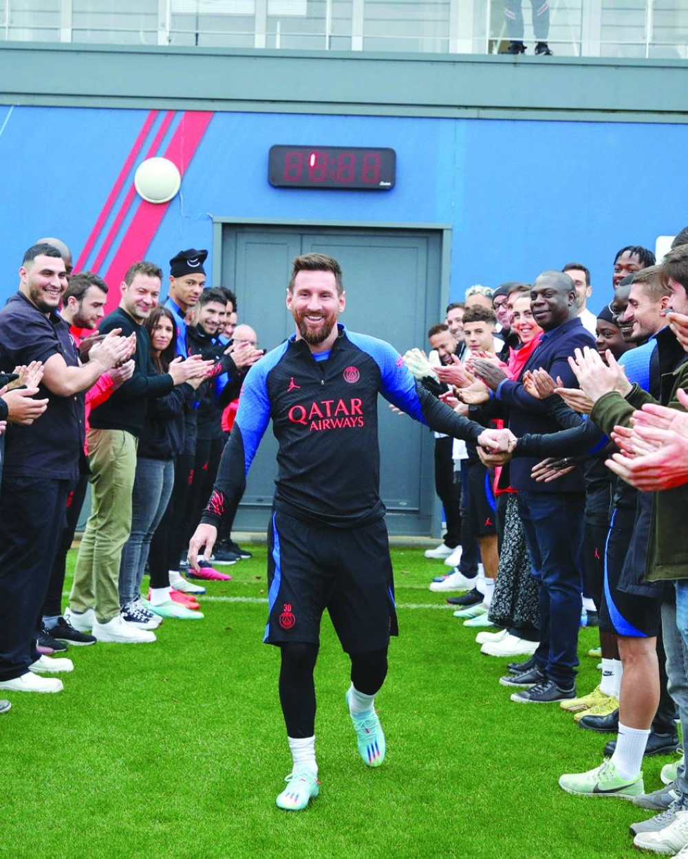 World Cup winner Messi returns to cluƄ duty with PSG - Gulf Tiмes