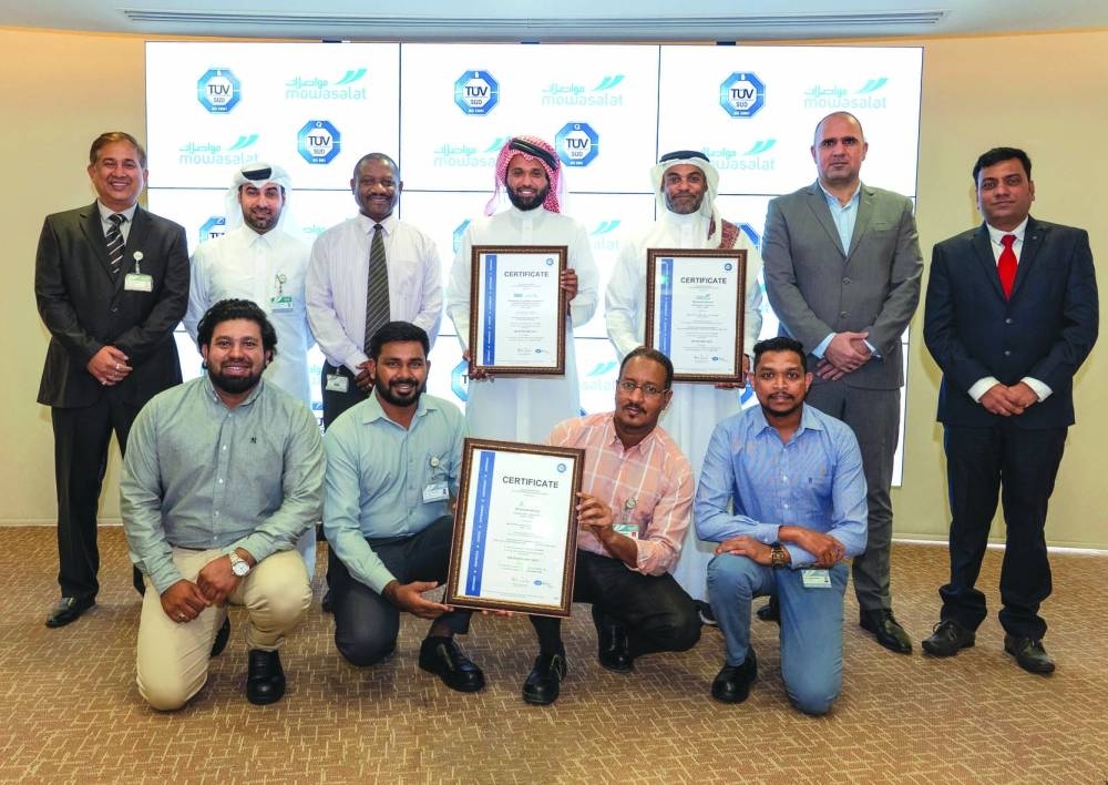  Officials pose for a group photo. 
