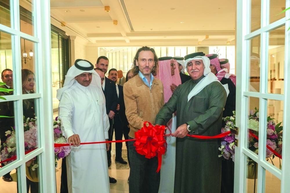 Dignitaries at the inauguration of Café Ladurée at Place Vendome mall.