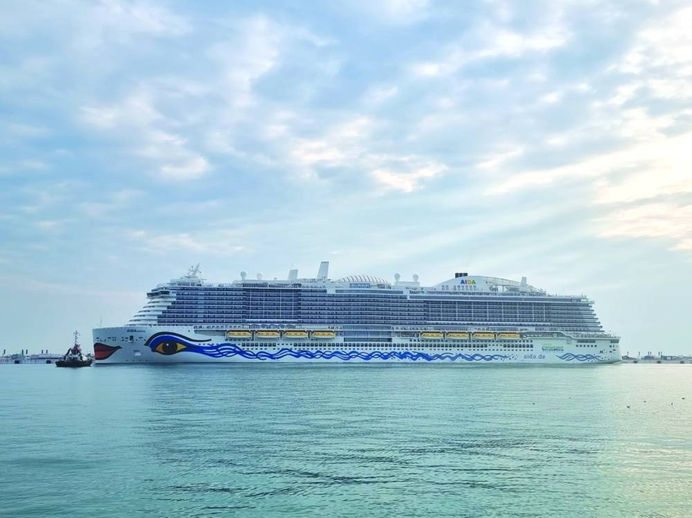 German cruise ship AIDAcosma