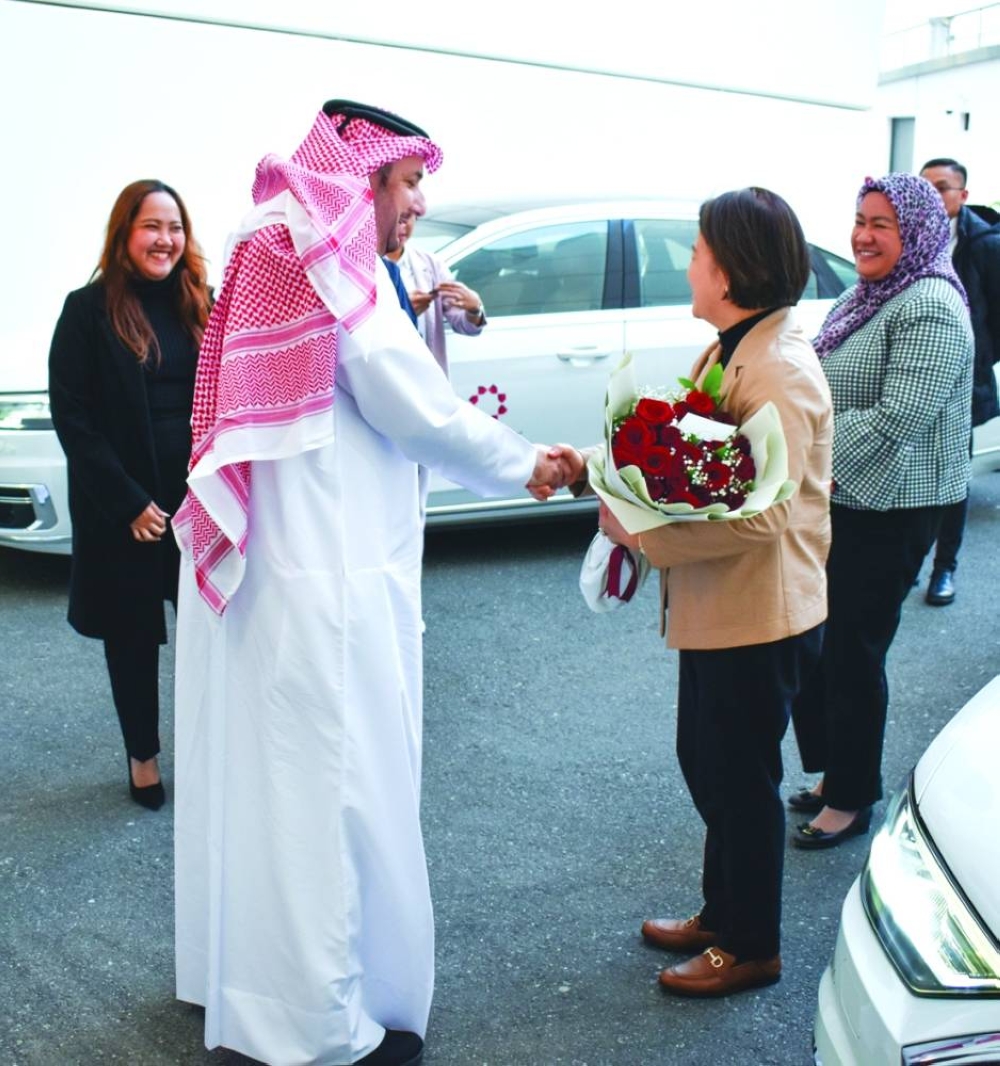 Lillibeth V Pono was received upon arrival by Ibrahim Yousif Abdullah Fakhro. Pictures courtesy of Philippine embassy.