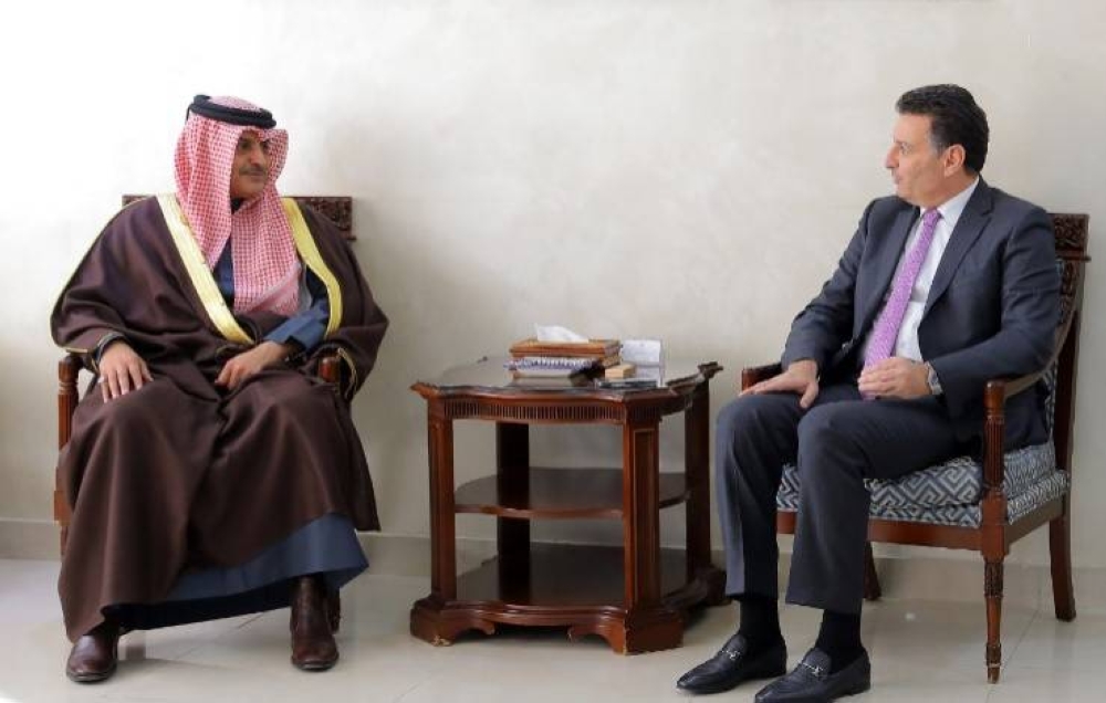Le président du Parlement jordanien rencontre l’ambassadeur de l’État du Qatar