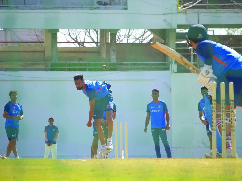 Pacer Jaydev Unadkat of India bowls during a training session at the Vidarbha Cricket Association Stadium in Nagpur yesterday. India are preparing to host Australia for the first Test of the four-match Border-Gavaskar Trophy series from Feb 9, 2023 at the same venue.
