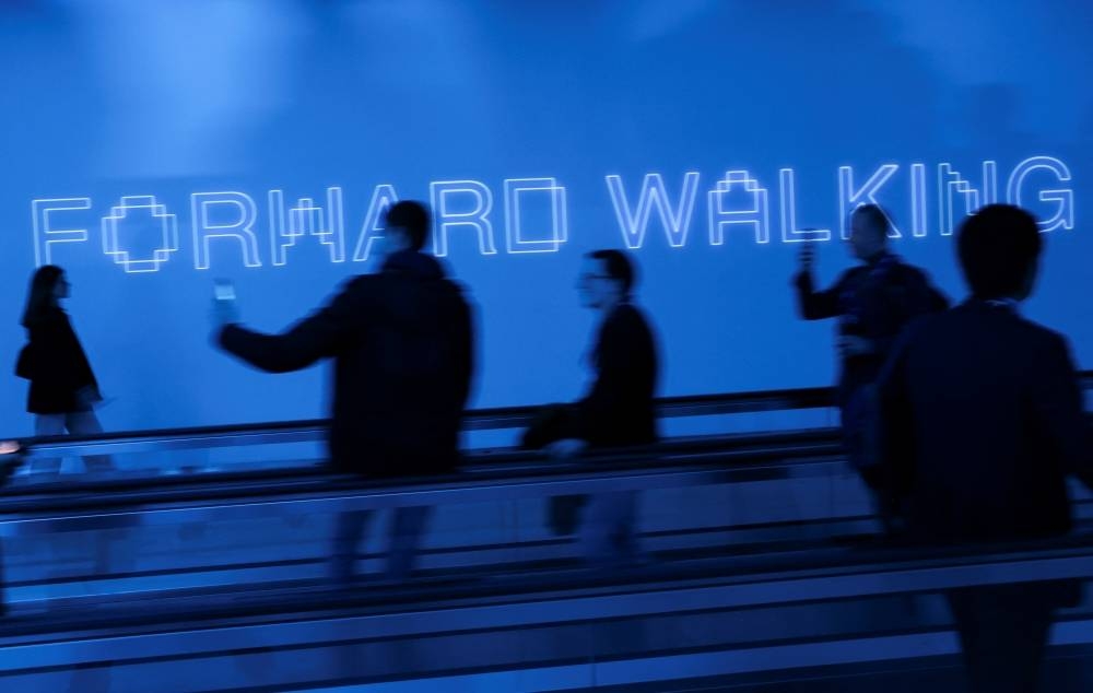 People attend the Mobile World Congress (MWC) in Barcelona, Spain February 27. REUTERS