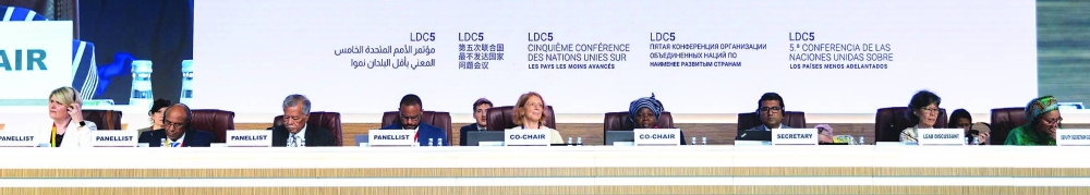 Participants in the eighth roundtable of LDC conference.