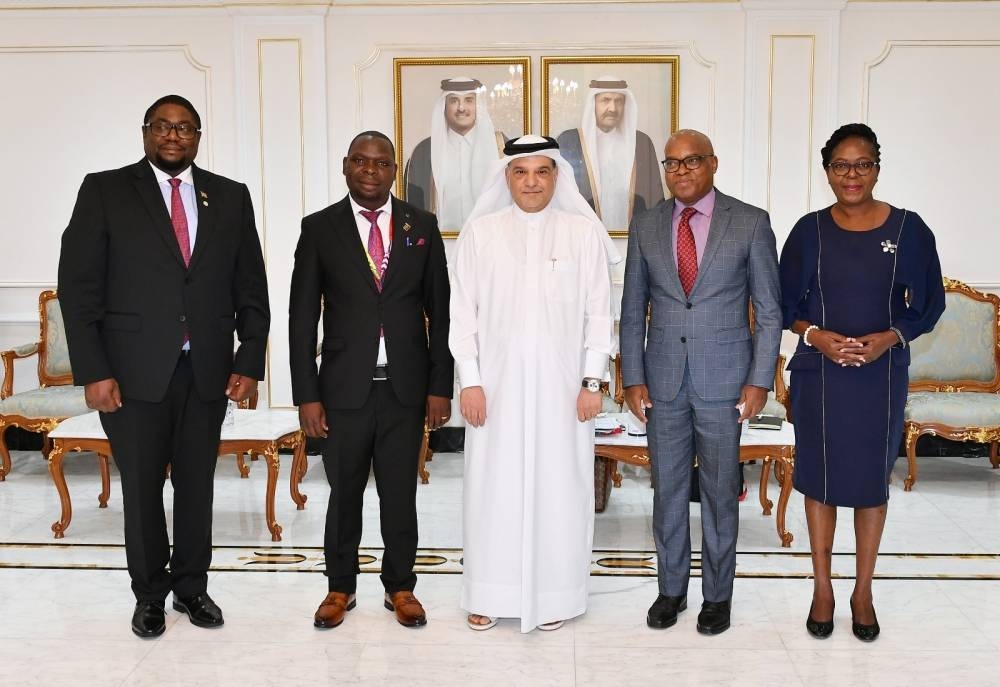 Qatar Chamber board member Mohamed bin Ahmed al-Obaidli receiving Simplex Chithyola, Minister of Trade and Industry of the Republic of Malawi, and Roy Akajuwe Kachale, ambassador of Malawi to the State of Qatar, and other members of the minister's delegation during a meeting recently held in Doha.