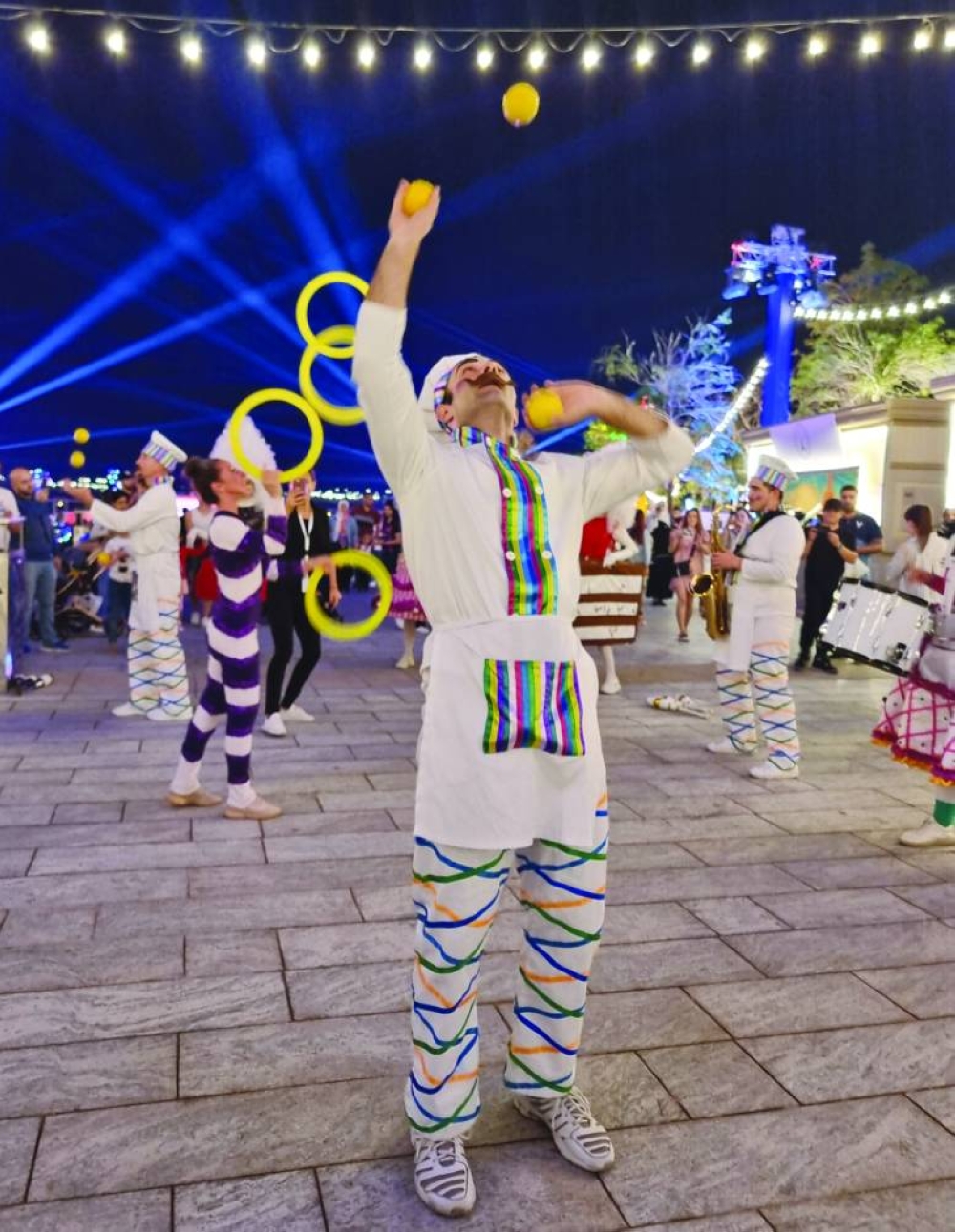 Roving entertainment shows at QIFF enthral visitors.