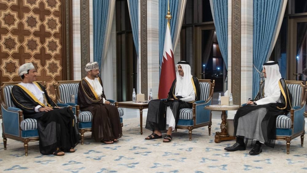 His Highness the Amir Sheikh Tamim bin Hamad Al-Thani meets with the Minister of Foreign Affairs of the sisterly Sultanate of Oman Sayyid Badr bin Hamad bin Hamood Albusaidi.