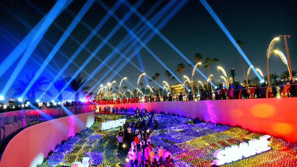 Eid festivities at the Doha Corniche, Mega Park Carnival (Al Bidda Park) and Souq Waqif. PICTURES: Thajudheen and QNA