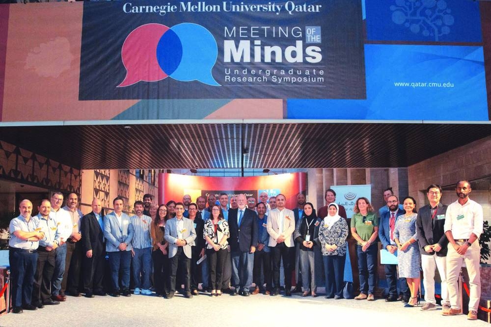 Participants of the symposium.