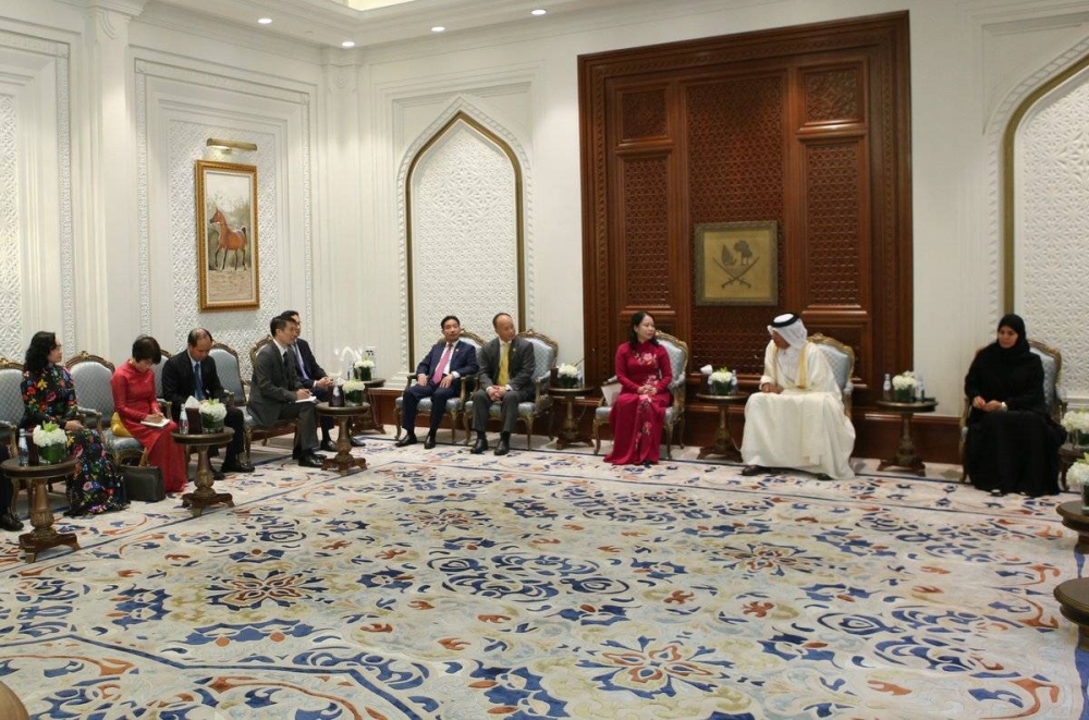 HE the Speaker of the Shura Council Hassan bin Abdullah Al Ghanim meets with the Vice President of the Socialist Republic of Vietnam Vo Thi Anh Xuan.