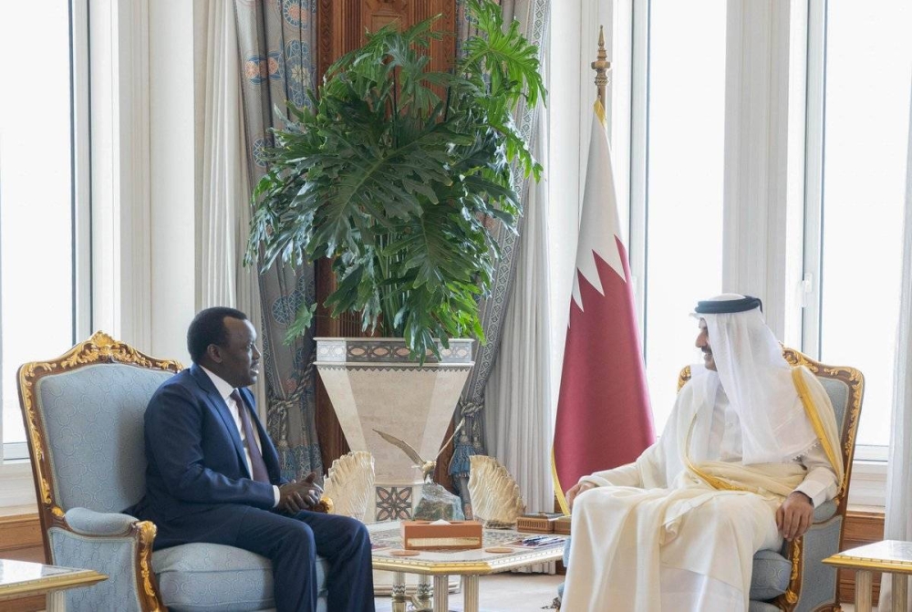 Amir receives credentials of six new ambassadors