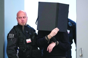 German court jails 5 over record museum jewel heist - Vimarsana News