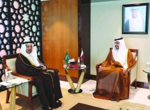 Minister of Commerce and Industry meets Saudi minister of investment - Vimarsana News