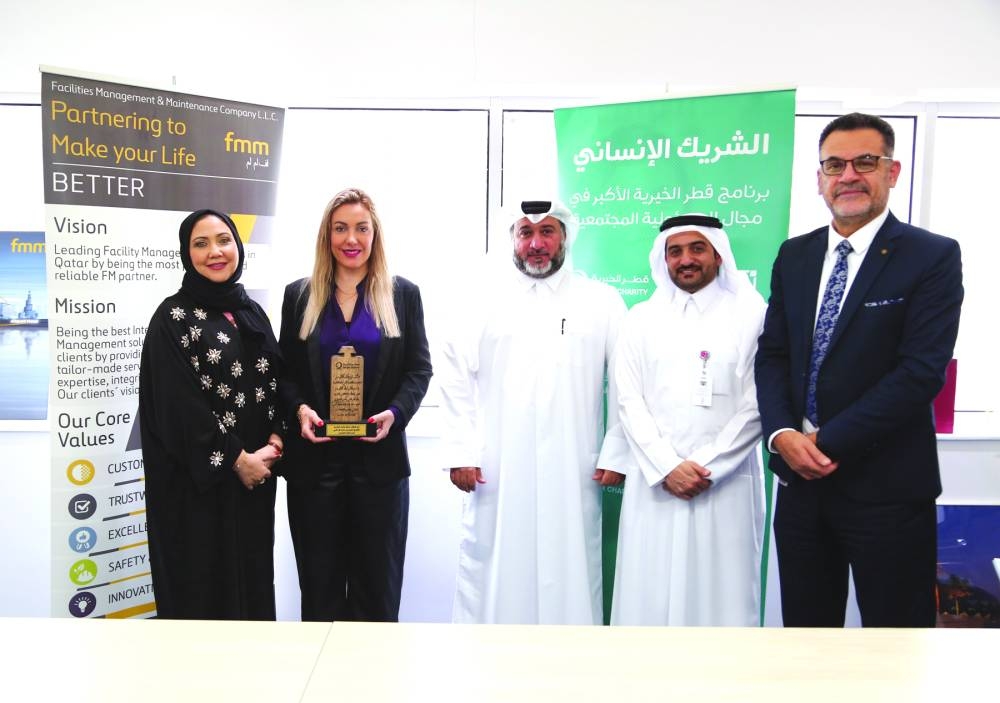 Officials at the agreement-signing ceremony.