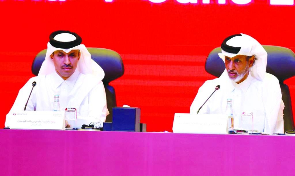 Jassim bin Rashid al-Buenain with outgoing chief Sheikh Hamad bin Khalifa bin Ahmed al-Thani, who was named as honorary president of the QFA.