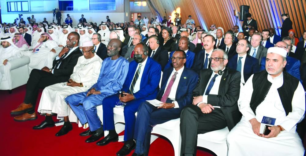 PICTURES: Shaji Kayamkulam and Thajudheen