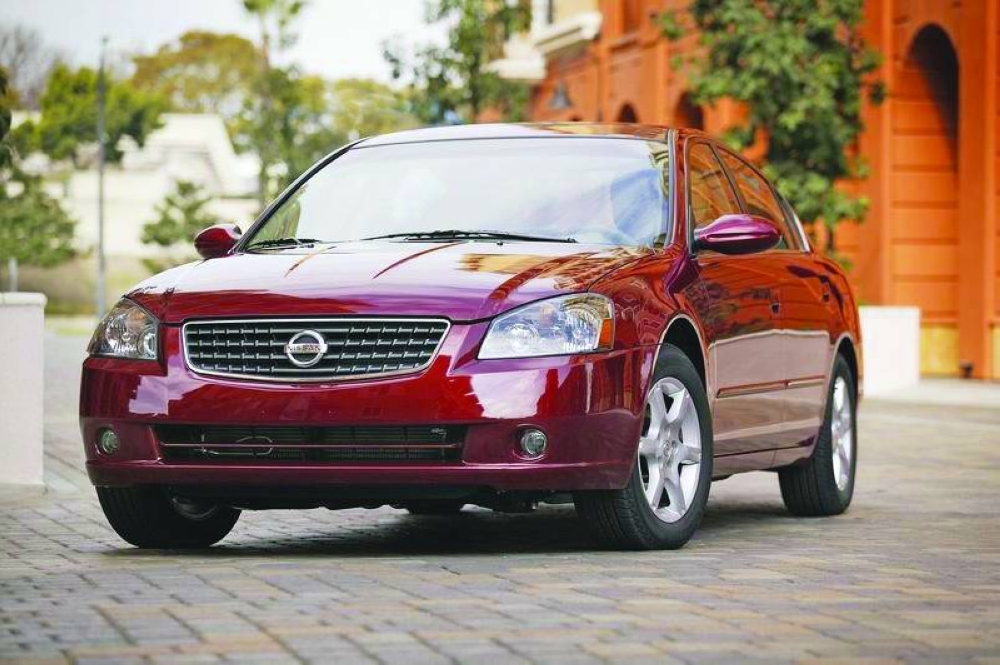 Nissan Altima Generation 3 - 2005