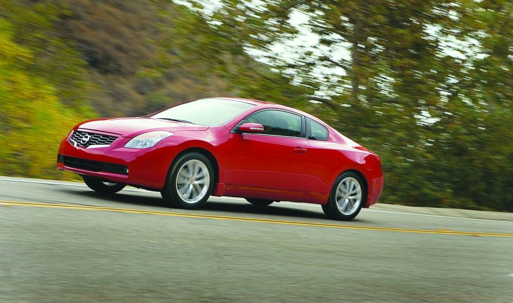 Nissan Altima Generation 4 (Coupe) - 2009