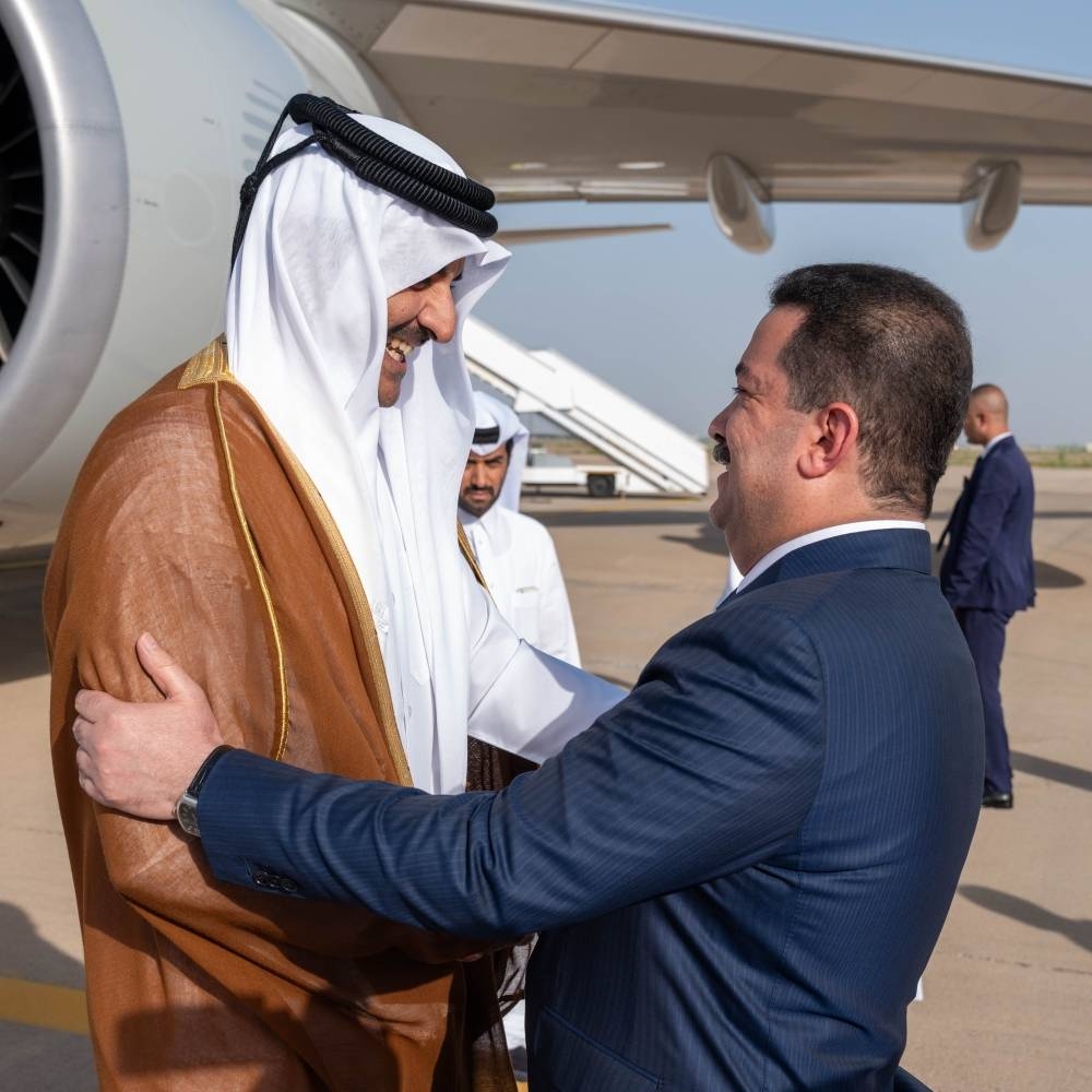 His Highness the Amir Sheikh Tamim bin Hamad Al-Thani is being welcomed upon arrival at Baghdad International Airport by the Prime Minister of Iraq Mohammed Shia Al Sudani.
