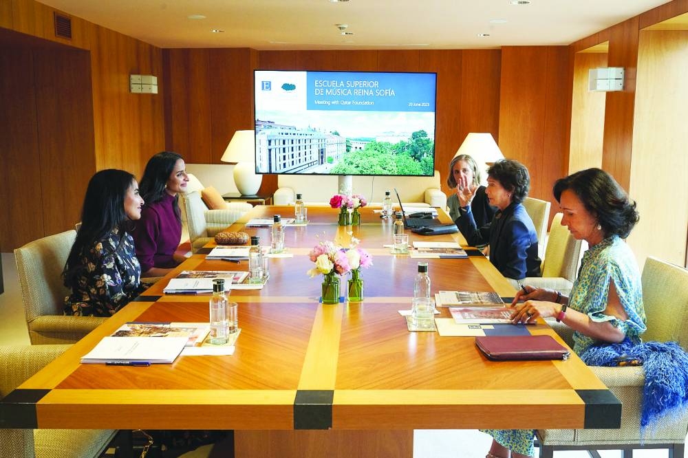HE Sheikha Hind bint Hamad al-Thani, Vice Chairperson and CEO of QF, and Machaille Hassan al-Naimi, Executive Officer of the Vice Chairperson and CEO Office, QF, with (on right of picture) Reina Sofia School of Music's founding president Paloma O’Shea, CEO Julia Sánchez and board of trustees member Ana Botín.