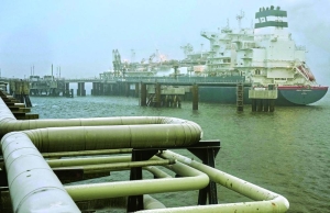 Qatar among three major LNG suppliers to Europe in 2022: IGU - Vimarsana News