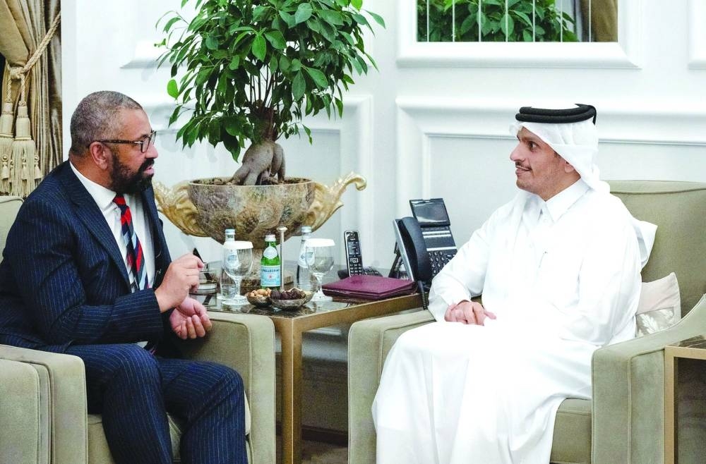 HE the Prime Minister and  Minister of Foreign Affairs Sheikh Mohamed bin Abdulrahman al-Thani meets with UK Foreign Secretary James Cleverly, who is on an official visit to Qatar, Tuesday. 
