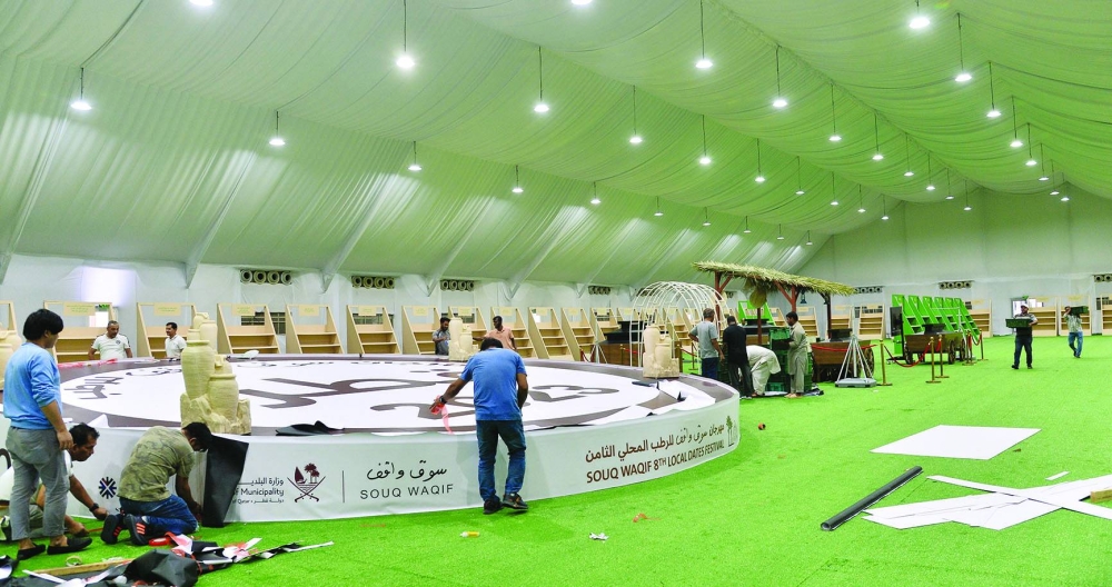 PAGE 1

Final preparations at Souq Waqif to host the 8th Local Dates Festival/ Pic by Shaji Kayamkulam