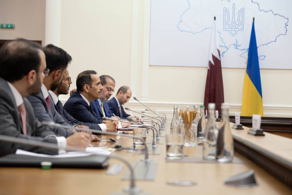 HE the Prime Minister and Minister of Foreign Affairs Sheikh Mohammed bin Abdulrahman bin Jassim Al-Thani and the Prime Minister of Ukraine Denys Shmyhal hold discussions. 