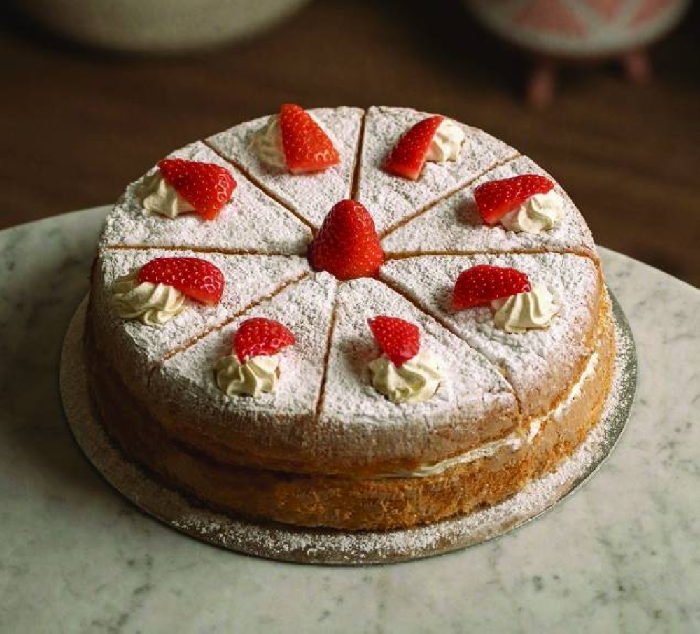 1614's Victoria cake