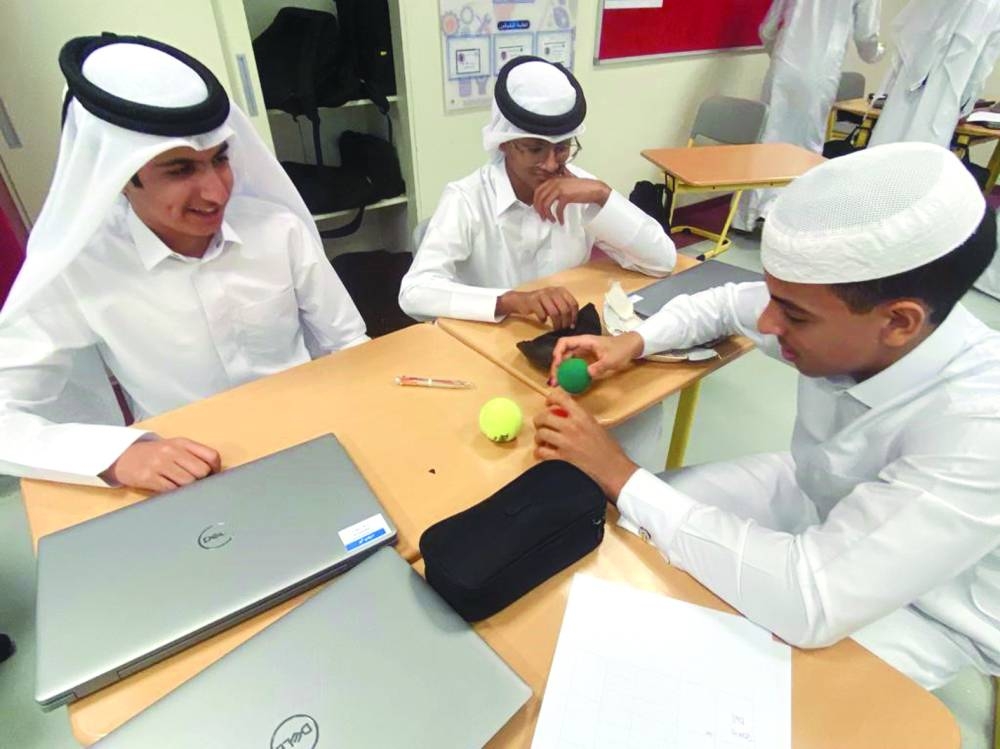 The YSC offers many specialised scientific and research programmes in science, technology, engineering and mathematics (STEM), directed at school students of all academic levels.  