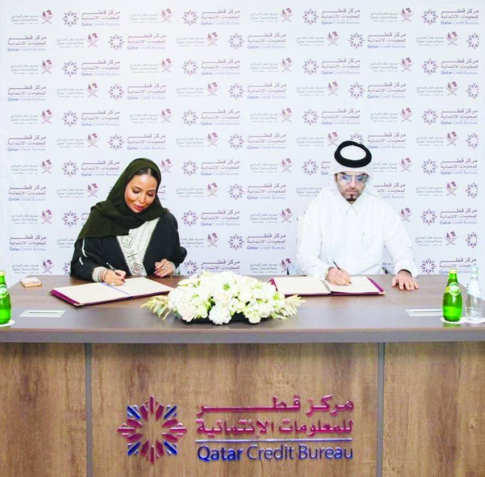 The agreement was signed by CEO of Qatar Credit Bureau Sheikha Maryam bint Khalifa al-Thani, and Ali Abdulrahman al-Muftah on behalf of Al Tadamon Motors & Trading.