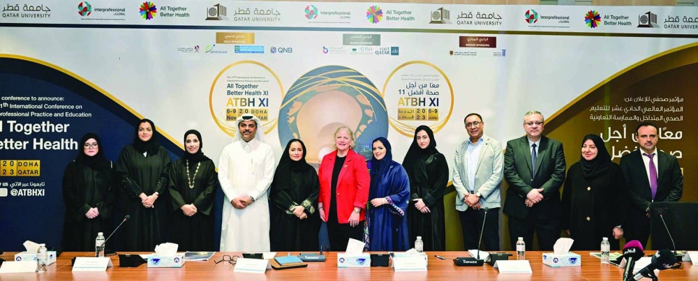 A group photo for the key speakers and healthcare officials.