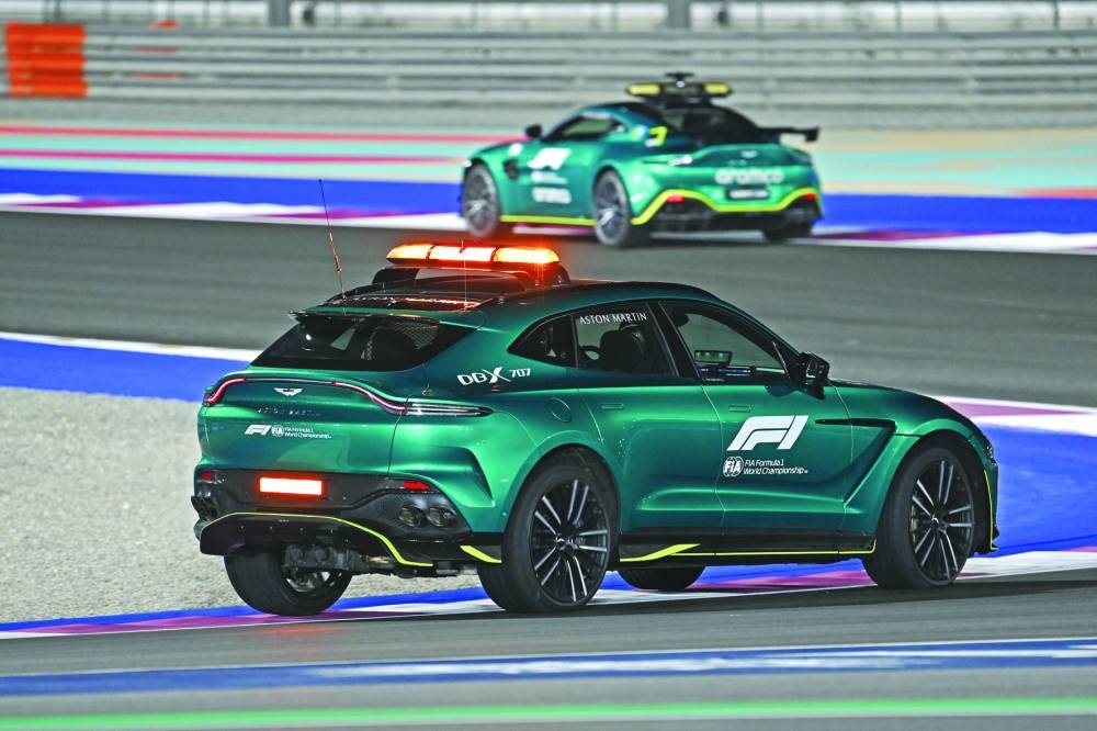 Aston Martin Vantage Safety Car, leads the Aston Martin DBX707 Medical Car.