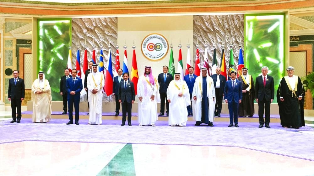 His Highness the Amir Sheikh Tamim bin Hamad al-Thani  with leaders of the GCC and Asian countries taking part in the GCC-Asean summit in Riyadh.