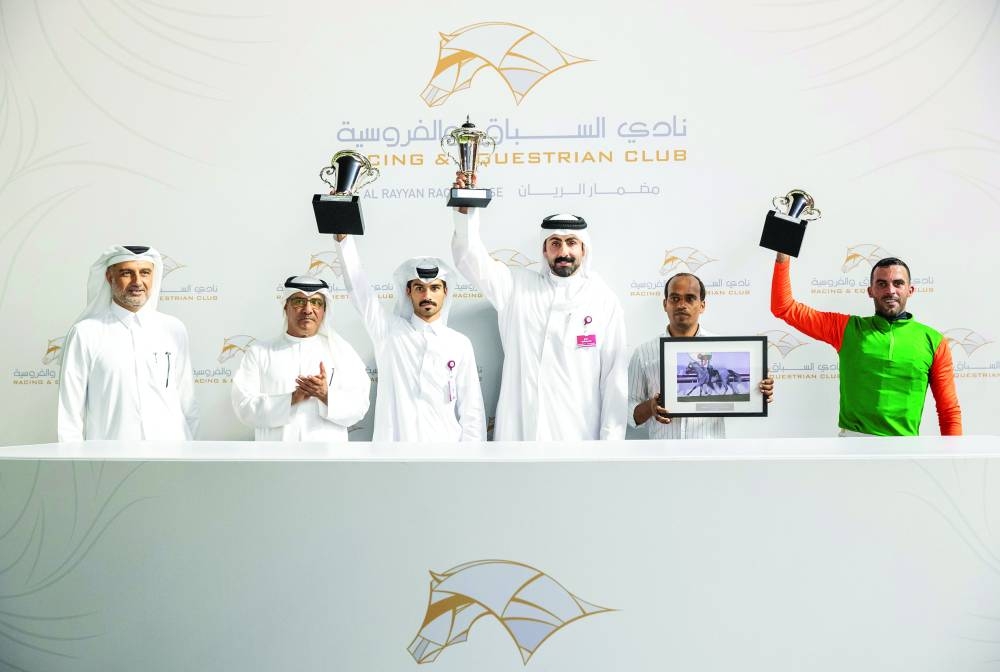 
Connections of Ietibar celebrate after the gray mare won the Asherij Cup. PICTURES: Juhaim 