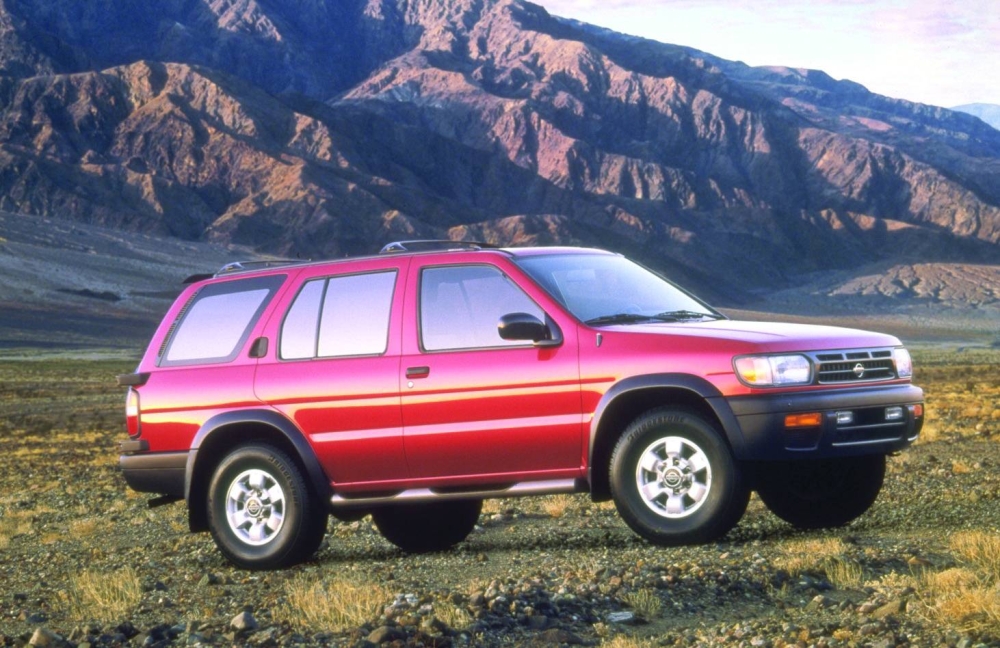 Second generation Nissan Pathfinder