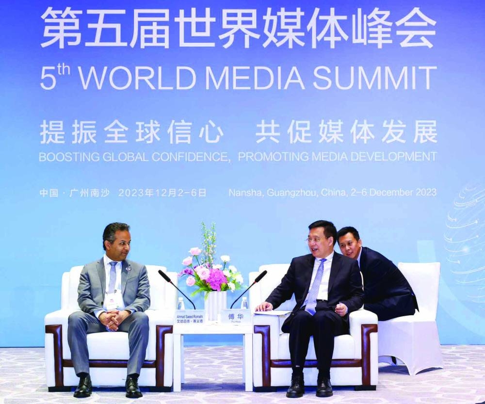 The Director-General of Qatar News Agency Ahmed bin Saeed al-Rumaihi, meets with the President the Chinese News Agency (Xinhua) Fu Hua.