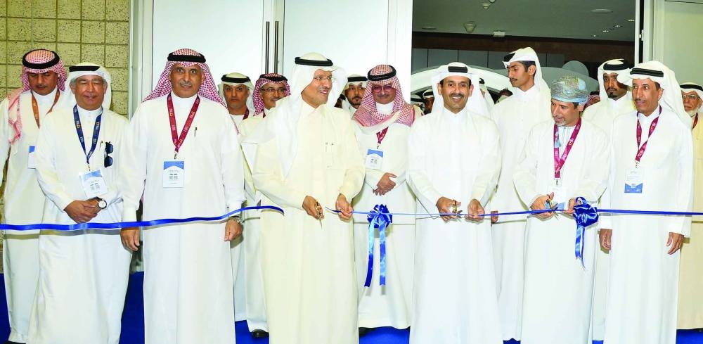 HE Saad Sherida al-Kaabi, Minister of State for Energy Affairs; Abdulaziz bin Salman al-Saud, Minister of Energy, Saudi Arabia; and Salim bin Nasser bin Said al-Aufi, Minister of Energy and Minerals, Oman jointly inaugurate the exhibition at the 17th GPCA forum.