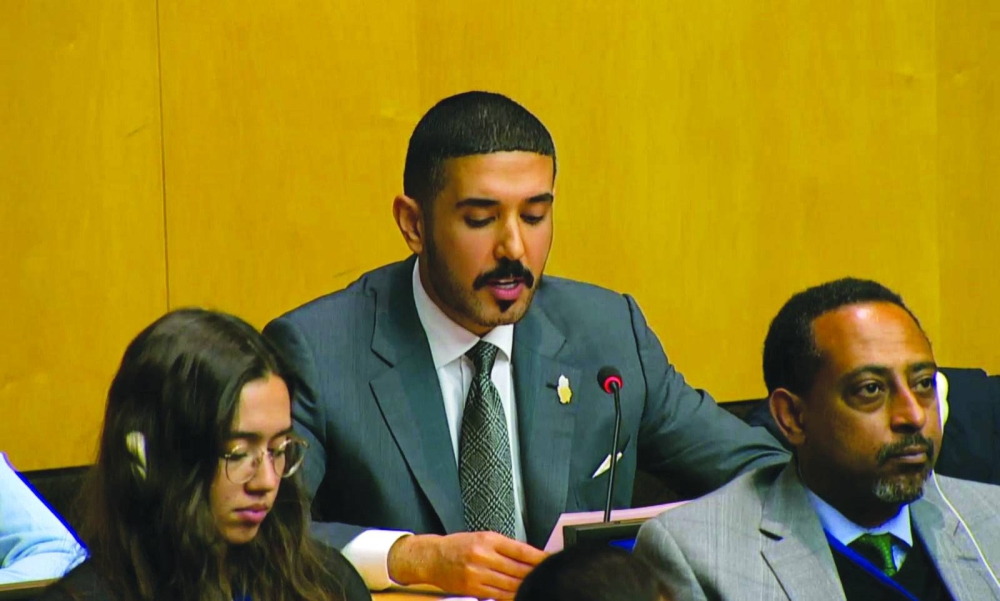 Jassim Sayar al-Maawda delivering Qatar's statement.