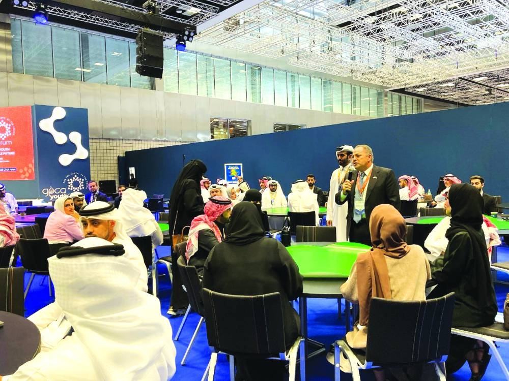 Ghazi Shahin, managing director, Refining & Chemicals Qatar, and Olivier Greiner, vice president of Polymers for Europe
and the Orient, mentored students during the GPCA Youth Forum held alongside the 17th Annual GPCA Forum.