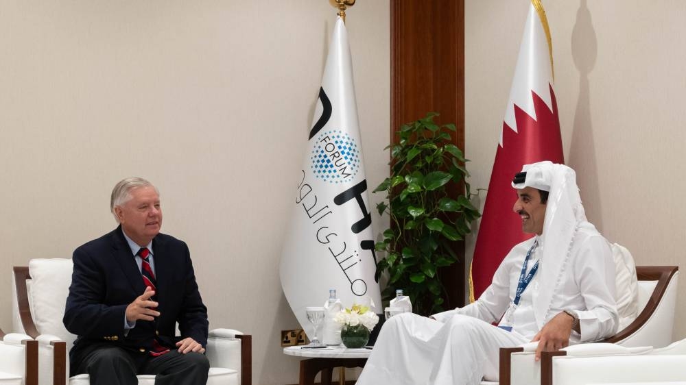His Highness the Amir Sheikh Tamim bin Hamad Al-Thani meets with US Senator Lindsey Graham.