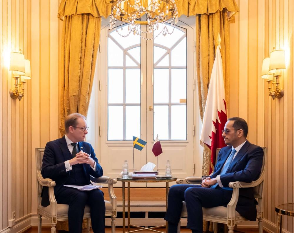 HE the Prime Minister and Minister of Foreign Affairs Sheikh Mohamed bin Abdulrahman bin Jassim al-Thani meets with weden's Minister of Foreign Affairs Tobias Billstrom.