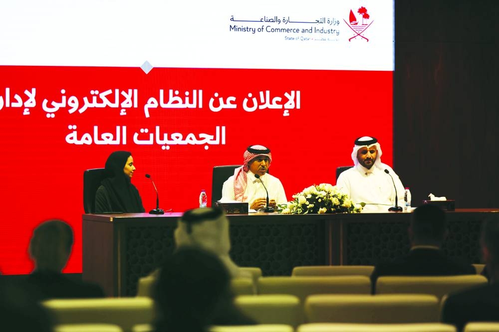 Officials addressing the MoCI seminar on the electronic platform for arranging the annual general assembly of the listed companies.