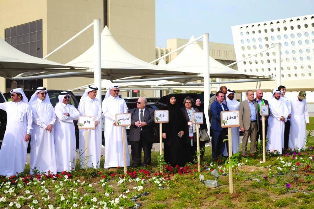 Environmental solidarity event held, showcasing the close ties between the QU community and the history and culture of Palestine.